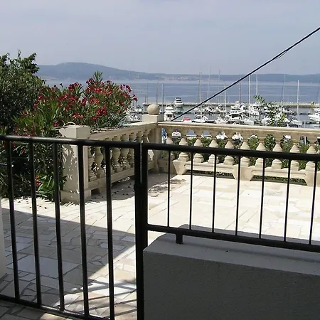 Ferienhaus Ferienhaus In Mit Eigener Terrasse